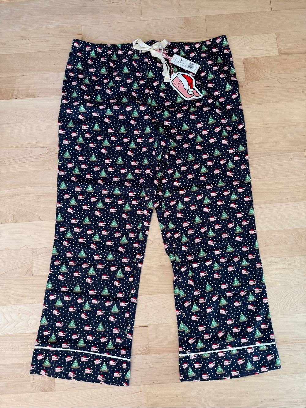 Vineyard Vines Women’s Navy Christmas Tree & Santa Whale Pajama Pants